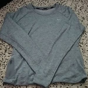 Nike dri-fit long sleeve running pullover